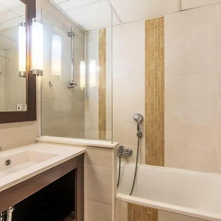 Cap Hermes - Maeva - 2 Pieces 6 Personnes - Selection Mae-7784