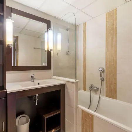 Résidence Cap Hermes - Maeva - 2 Pièces 6 Personnes - Sélection Mae-7784 * Fréjus